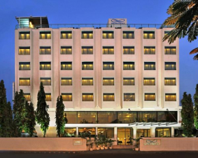 Отель Marasa Sarovar Portico -Rajkot  Раджкот